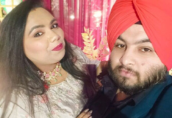 #QuackQuackCouples photos